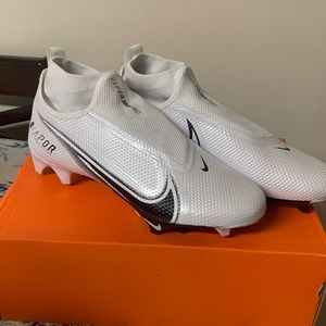 Vapor X 360 Football Cleats
